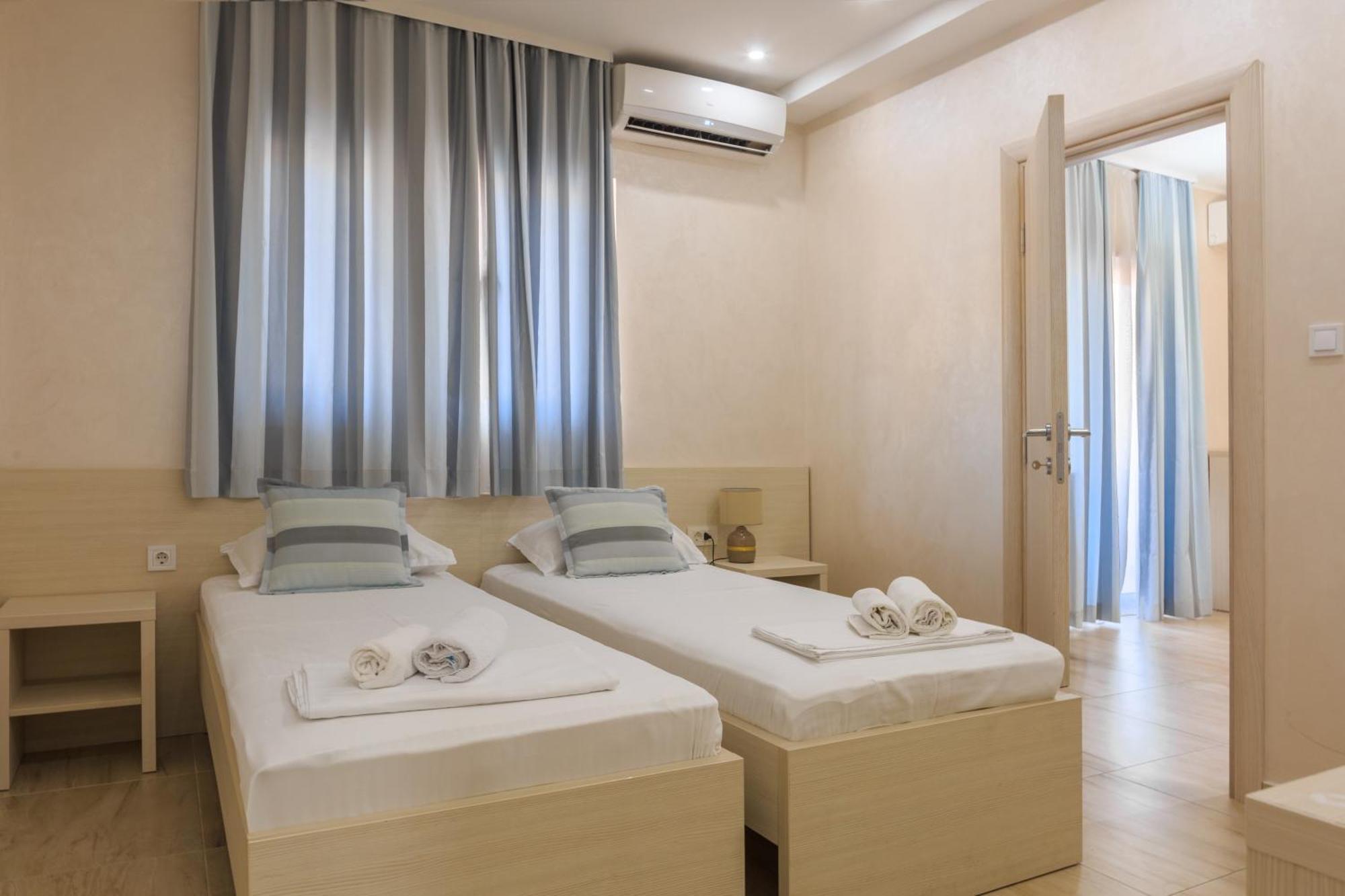 Hotel Maksim Herceg Novi Ngoại thất bức ảnh