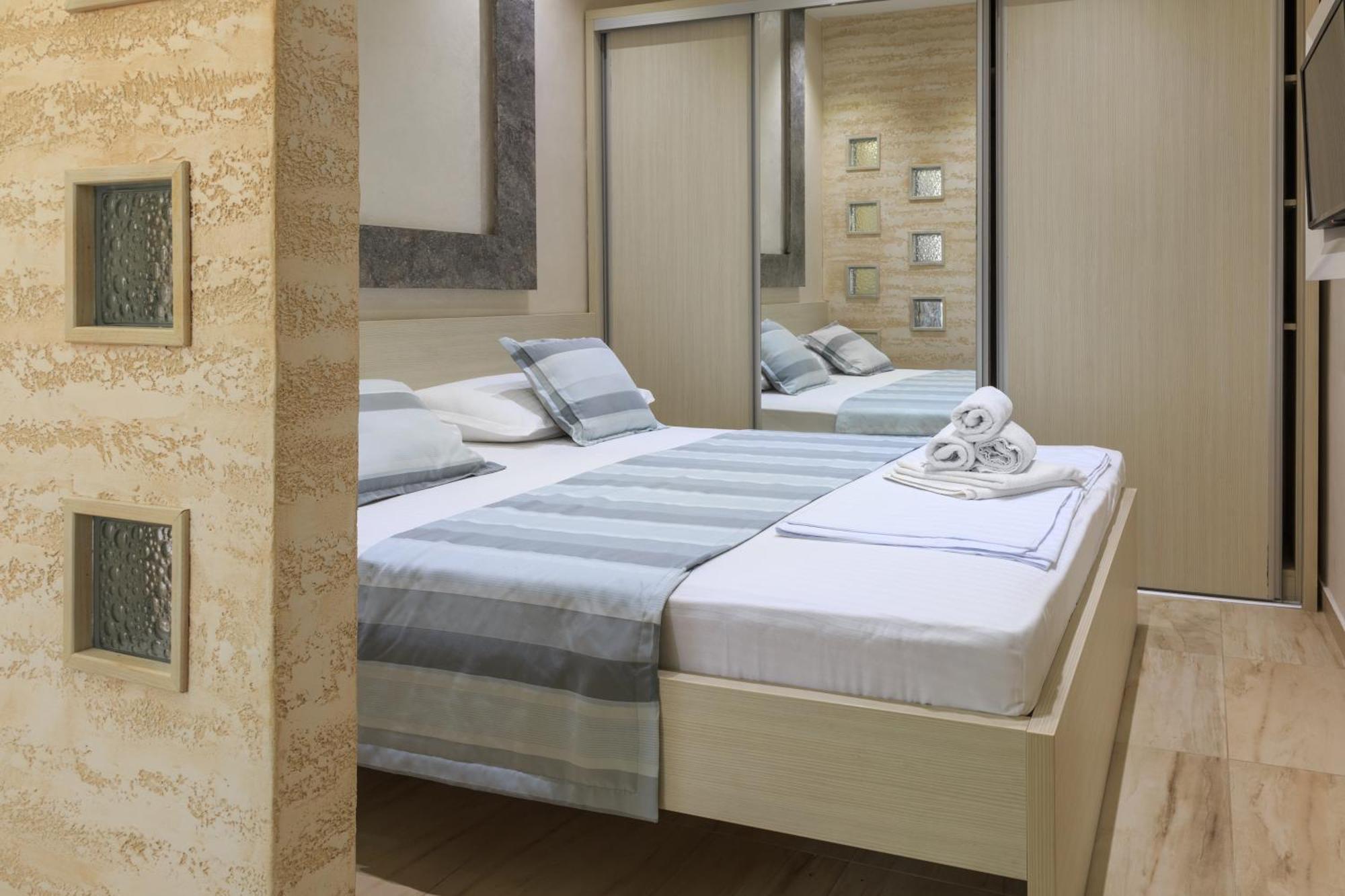 Hotel Maksim Herceg Novi Ngoại thất bức ảnh