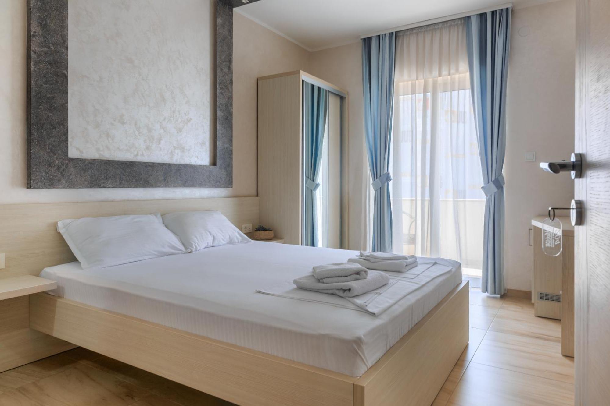 Hotel Maksim Herceg Novi Ngoại thất bức ảnh