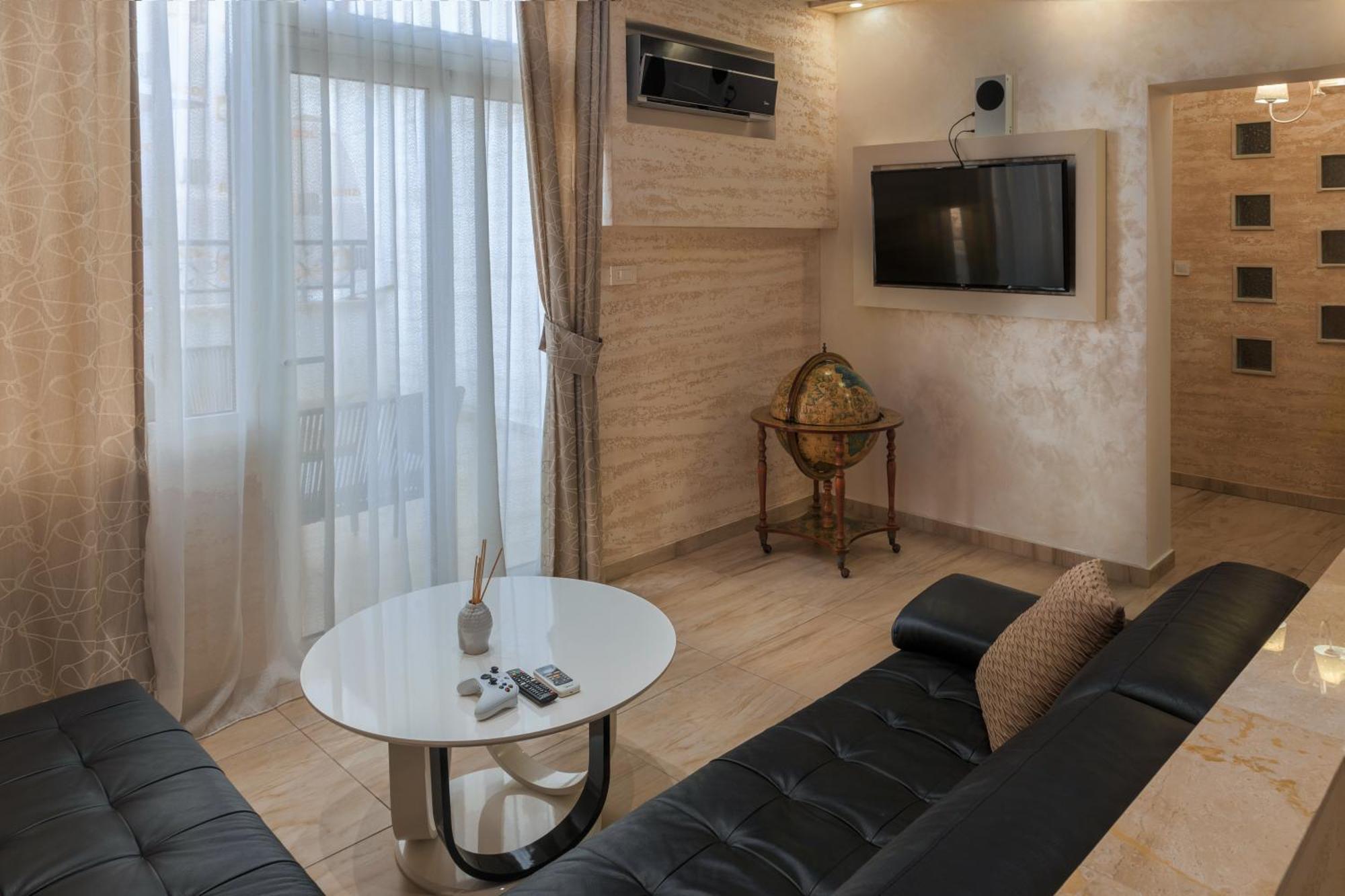 Hotel Maksim Herceg Novi Ngoại thất bức ảnh
