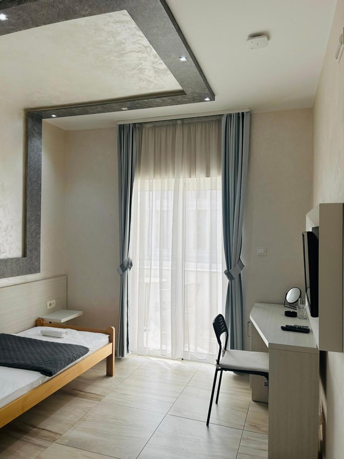Hotel Maksim Herceg Novi Ngoại thất bức ảnh